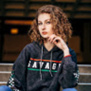 Meet your Posher, Natalie